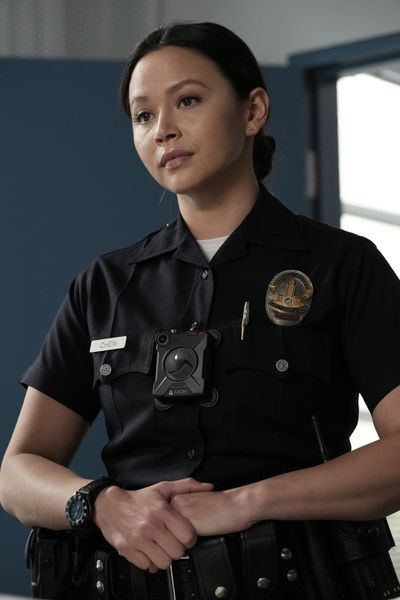 Lucy Chen (Melissa O'Neil).